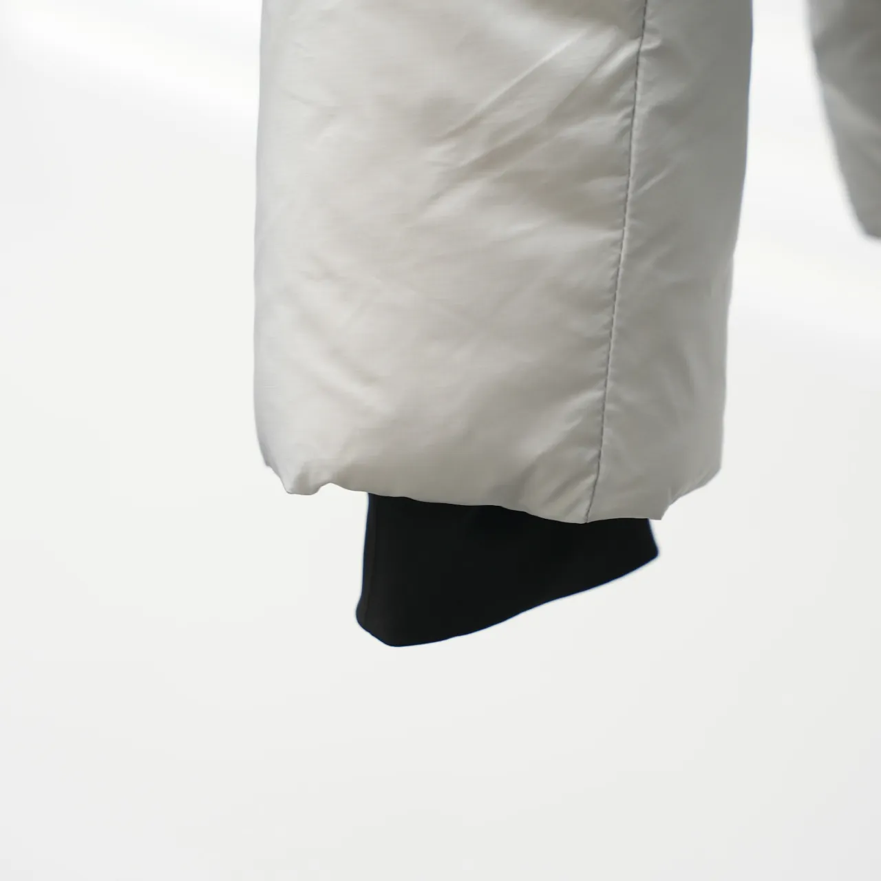 P780 CANADA GOOSE丨Canada Goose 2252 Puff Hooded Down Jacket Color: Gray White Red Size: XS-XXL